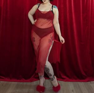 Vintage Victoria's Secret Gold Label sheer red rayon chiffon slip - L